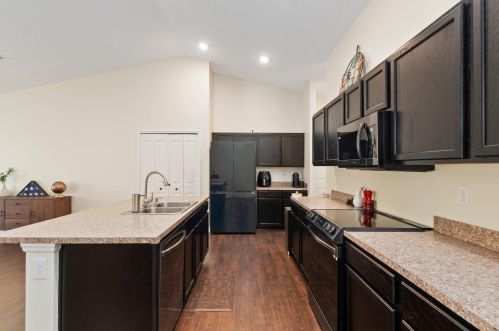 307 Camrose St, Fort Pierce FL  34983-1529 exterior