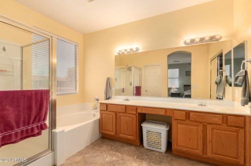 1773 San Carlos Pl, Chandler AZ 85249-2027 exterior