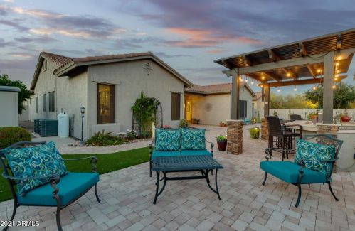 681 Wildhorse Dr, Chandler AZ 85286-6139 exterior