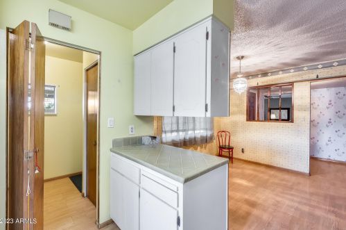 10632 36 Ave, Phoenix AZ 85053-4612 exterior