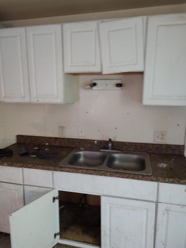 3206 Fairmount Ave, Milwaukee WI  53209-5446 exterior