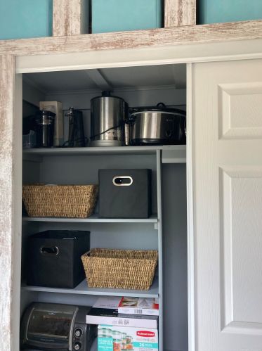 6310 Marina Dr, Algonac MI 48001-4212 exterior