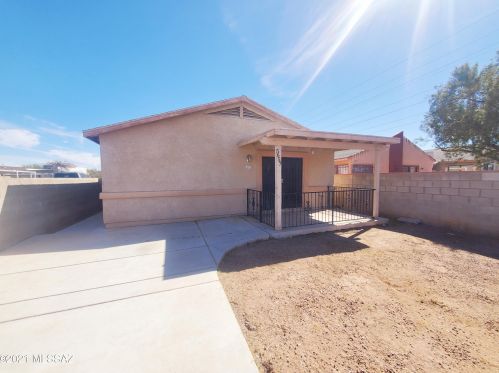 5657 Liberty Ave, Tucson, AZ 85706-3161
