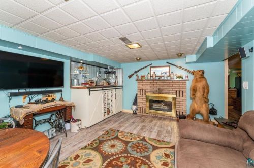 2526 Morris Thomas Rd, Duluth MN 55811-3264 exterior