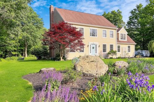 30 Lawrence Dr, Exeter, CT 06249-2038