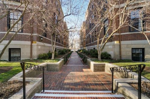 388 Beacon St, Boston MA exterior