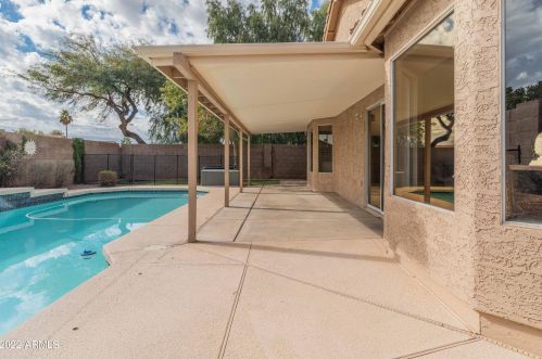 1301 Butler Dr, Chandler AZ 85226-3528 exterior