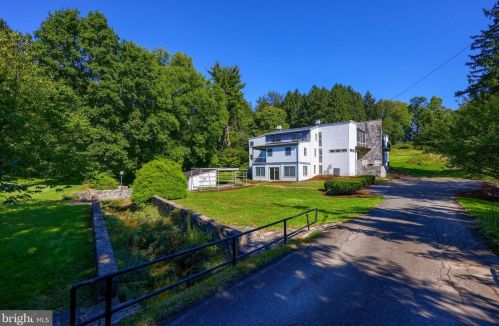 1944 Millersville Rd, Lancaster PA 17603-6153 exterior