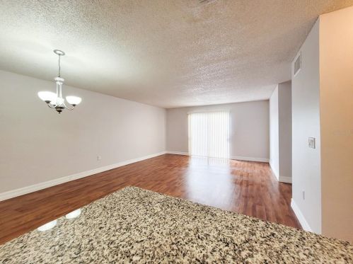 216 Dorchester Sq, Lake Mary FL  32746-4217 exterior