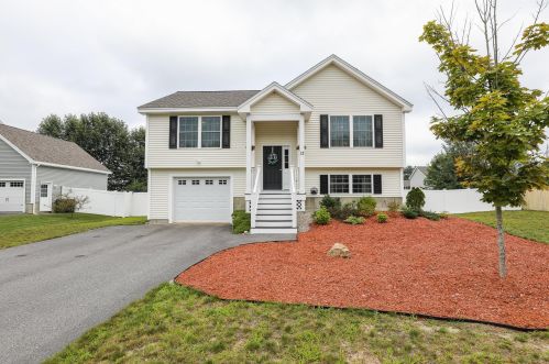 12 Ty Ln, Concord NH  03303-1049 exterior