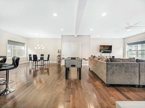 826 Spg Gdn Ave, Pittsburgh PA 15212-4232 exterior