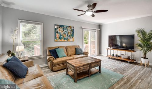 5319 Buxton Ct, Alexandria VA 22315-4760 exterior