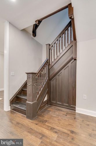 4425 Larchwood Ave, Philadelphia PA  19104-3915 exterior