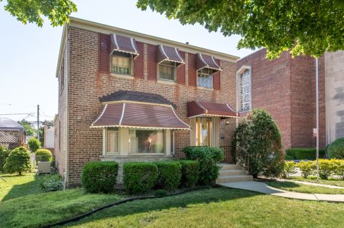 7215 Oketo Ave, Chicago, IL 60631-4352