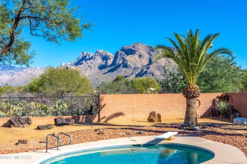 9360 Raleigh Dr, Tucson AZ 85704-3633 exterior