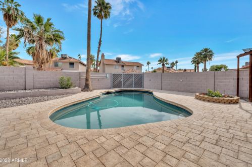 16201 42nd St, Phoenix AZ  85048-7401 exterior