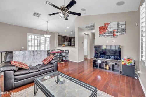 5620 21st Pl, Phoenix AZ  85040-3453 exterior