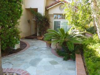 9568 Adolphia St, San Diego CA  92129-3532 exterior