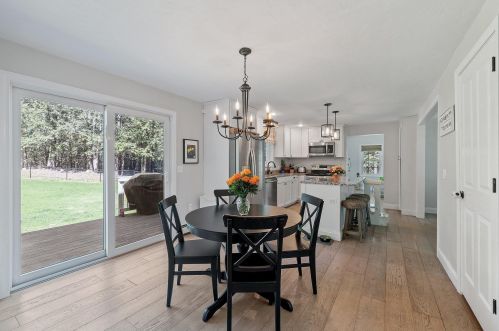 5 Spillway Ln, Concord NH 03301-8303 exterior