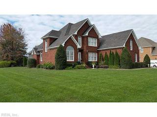 1332 Laurel Ridge Ln, Chesapeake, VA 23322-9558