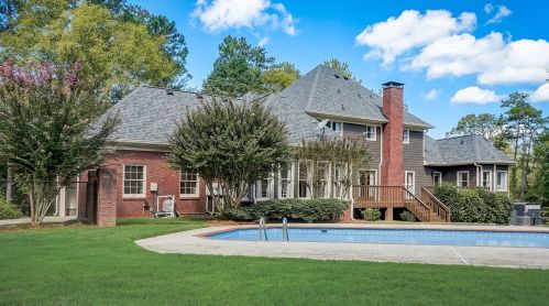 3810 Belle Glade Trl, Lithonia GA  30039-6700 exterior