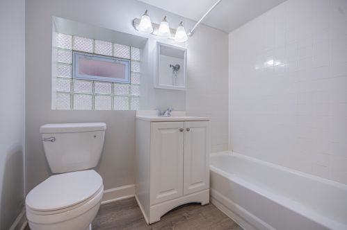 4848 Tripp Ave, Chicago IL 60629-5743 exterior