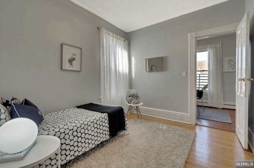 36 St, Union City NJ 07086-7102 exterior