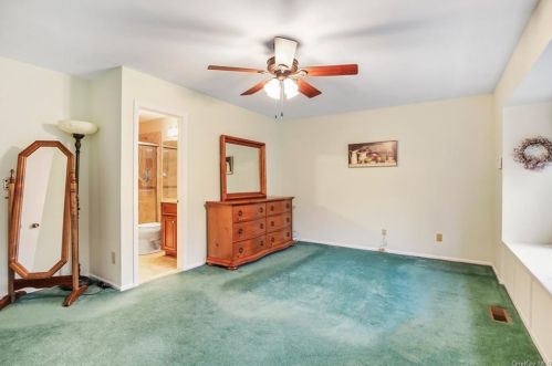 56 Campus Rd, Peekskill NY 10566-2567 exterior