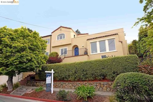 753 Contra Costa Ave, Berkeley, CA 94707-1917