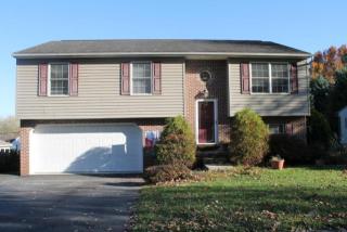 1267 Manor Blvd, Lancaster, PA 17603-5911