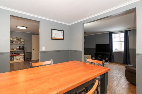 2335 Amherst Ave, Kalamazoo MI  49008-3937 exterior