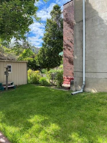 1513 Murtland St, Pittsburgh PA  15208-1157 exterior