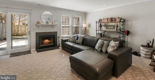 3907 Elbert Ave, Alexandria VA 22305-2045 exterior