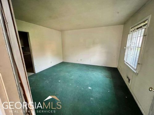 2462 Mcalpin Ter, Atlanta, GA 30344-1904