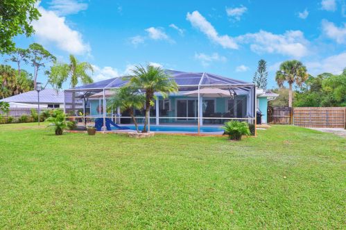 2398 Lejune St, Fort Pierce FL  34953-2677 exterior