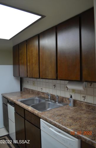 5701 Glenn St, Tucson AZ 85716-2236 exterior