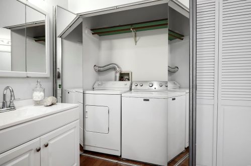 1947 Congress St, Saint Louis MO 63118-1705 exterior