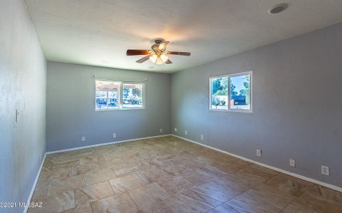 8545 Calle Bolivar, Tucson AZ 85715-5604 exterior