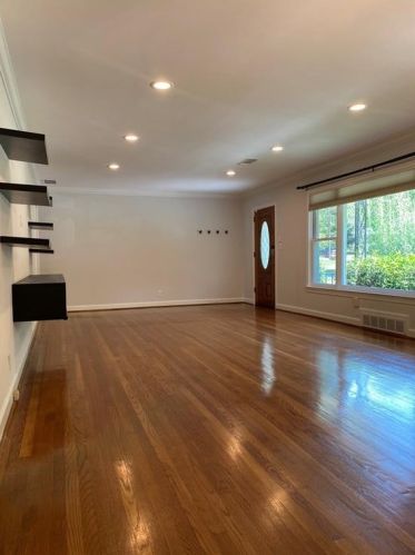 1414 Amanda Cir, Atlanta GA  30329-3318 exterior