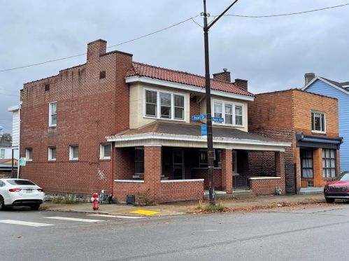 4636 Penn Ave, Pittsburgh, PA 15224-1315