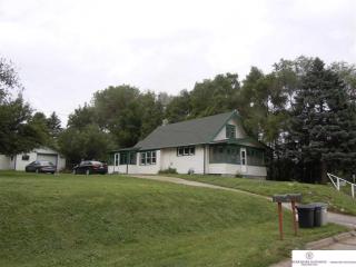 6902 28 St, Omaha NE  68107-1516 exterior