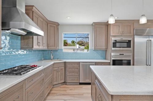 14802 3rd Ave, Phoenix AZ 85027-4747 exterior