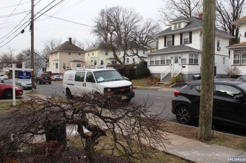 106 Rollinson St, Town Center NJ 07052-4601 exterior