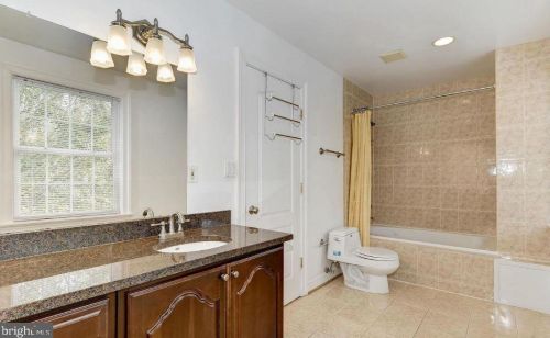 13779 Travilah Rd, Rockville MD  20850-3532 exterior