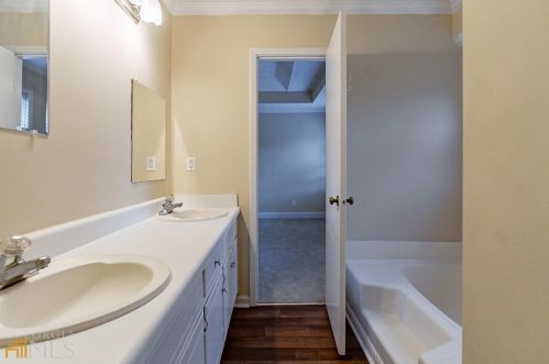 3521 Oakwilde Ct, Lithonia GA 30039-4914 exterior