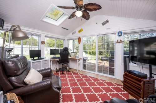 55 Connor Ave, Metuchen NJ exterior