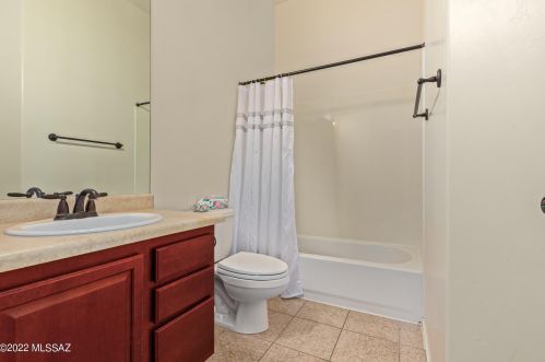 8770 Perry Park Cir, Tucson AZ  85730-1302 exterior