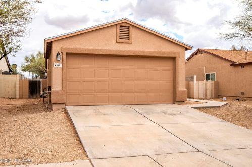 2638 Cambridge Ring Dr, Tucson AZ 85706-3658 exterior