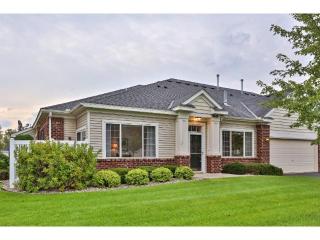 2042 Stahlke Way, Chaska MN  55318-3239 exterior