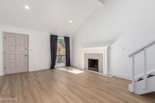 1187 Belmont Ave, Phoenix AZ  85020-4162 exterior